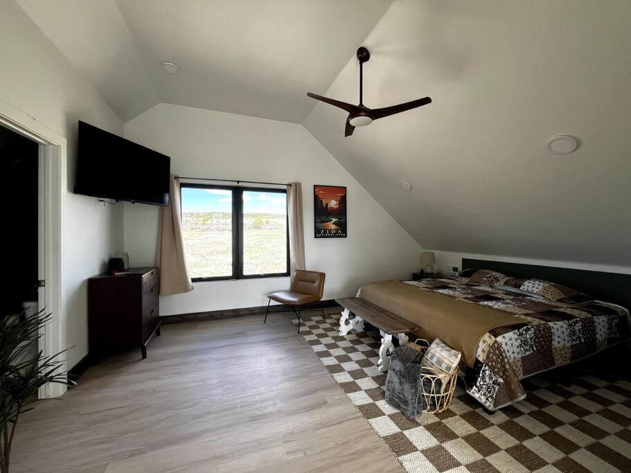 Red Rock Retreat Stunning Floor To Ceiling Views Βίλα Hatch Εξωτερικό φωτογραφία