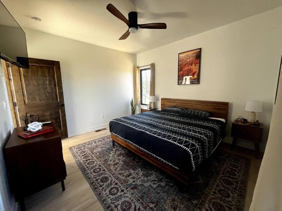 Red Rock Retreat Stunning Floor To Ceiling Views Βίλα Hatch Εξωτερικό φωτογραφία